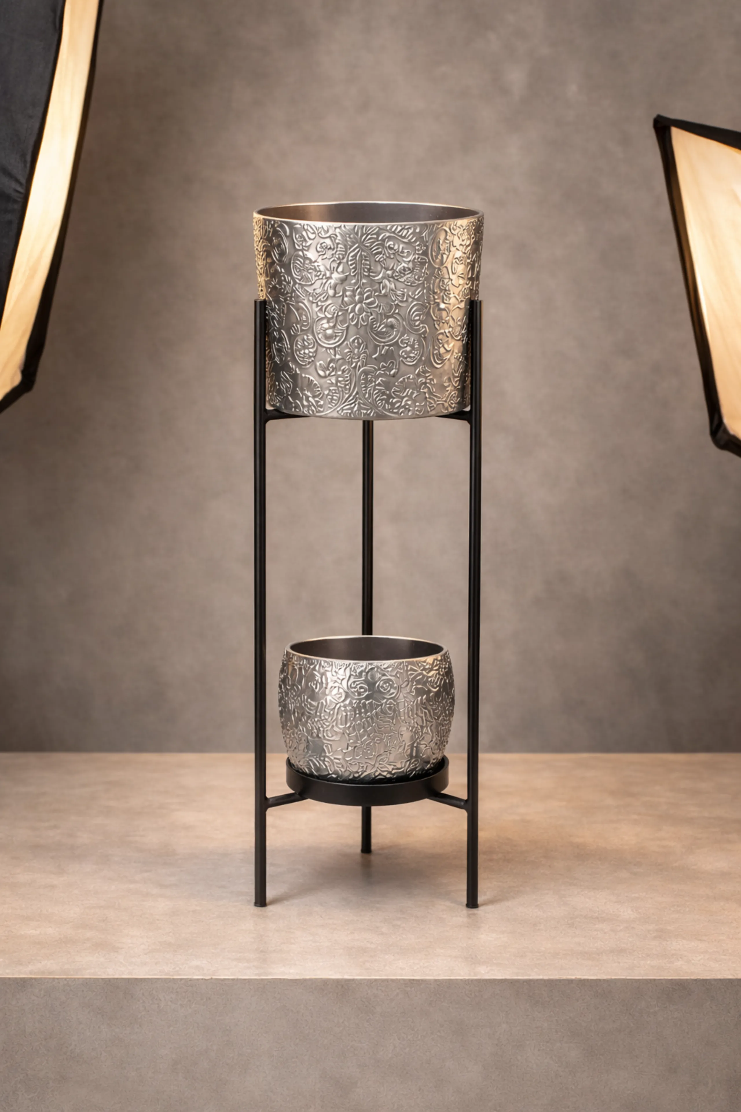Iron Two Pot Stand With Pot