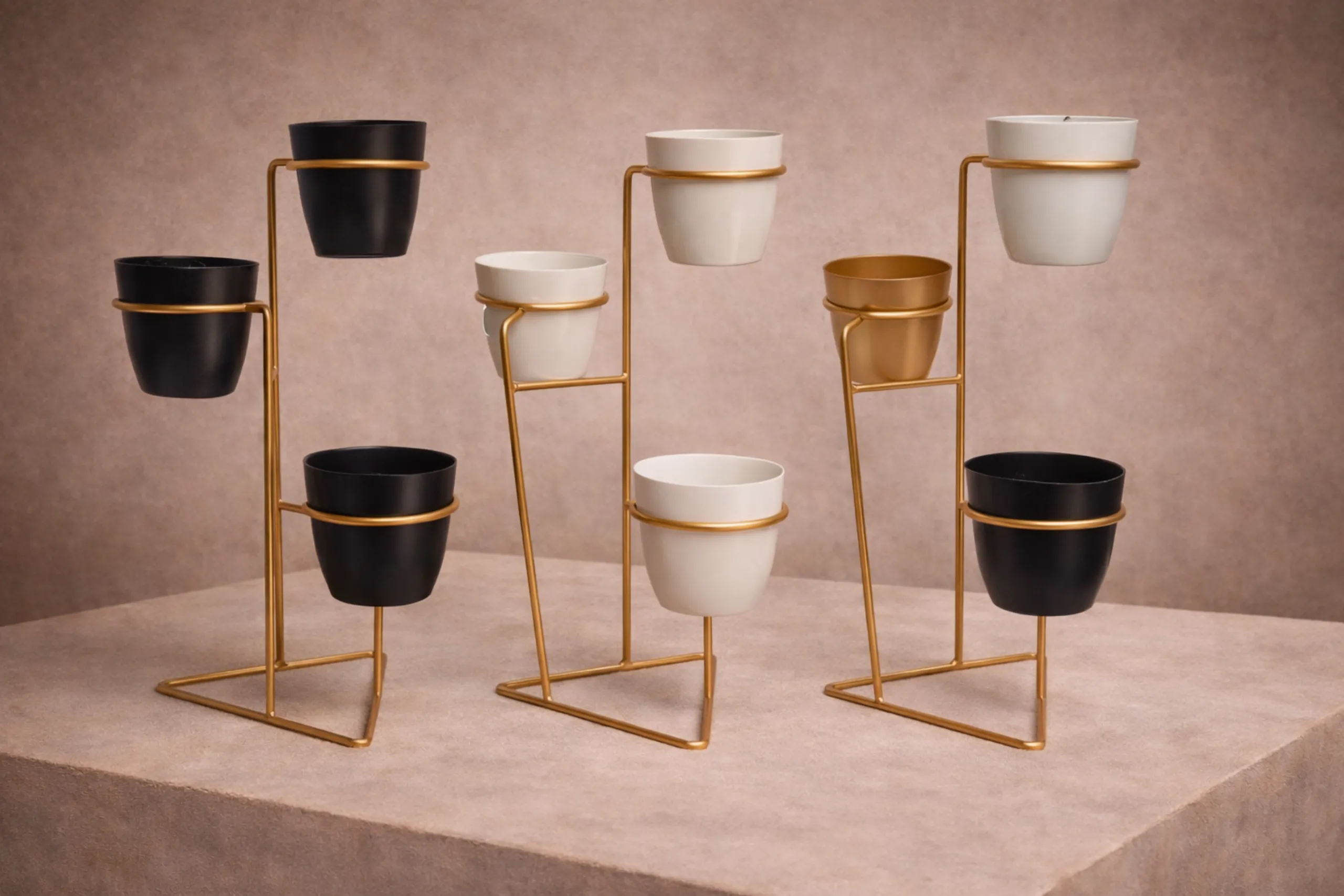 Three Small Pot Stand